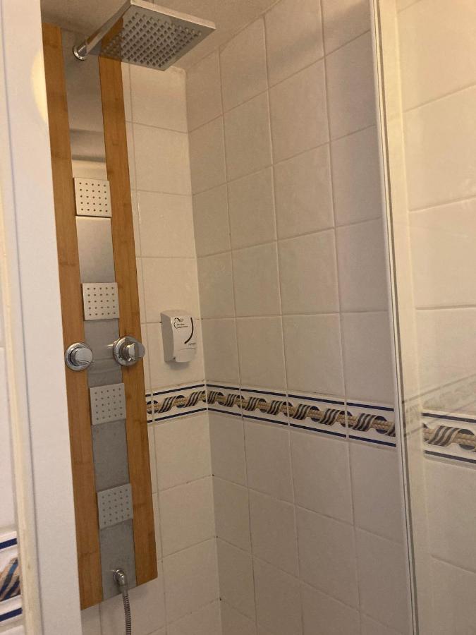 Hotel De La Poste Pouilly-en-Auxois Bagian luar foto