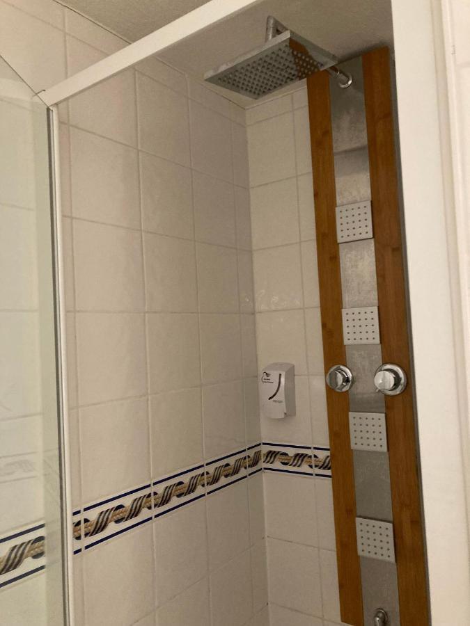 Hotel De La Poste Pouilly-en-Auxois Bagian luar foto